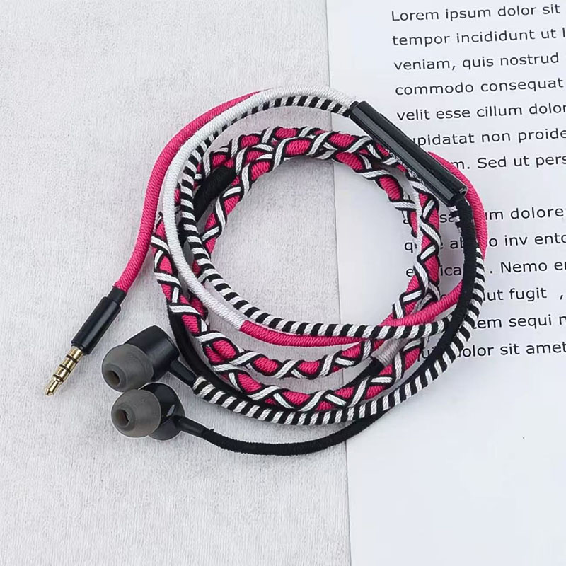 Auricolari Cablati Intrecciati - Audiophile Headphone Wired recensione e prezzo